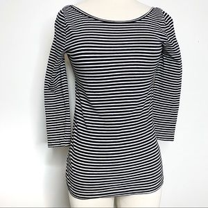J. Crew woman’s striped pullover top size XS